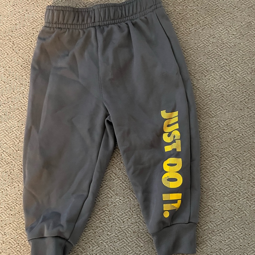 Nike Baby Boy joggers
